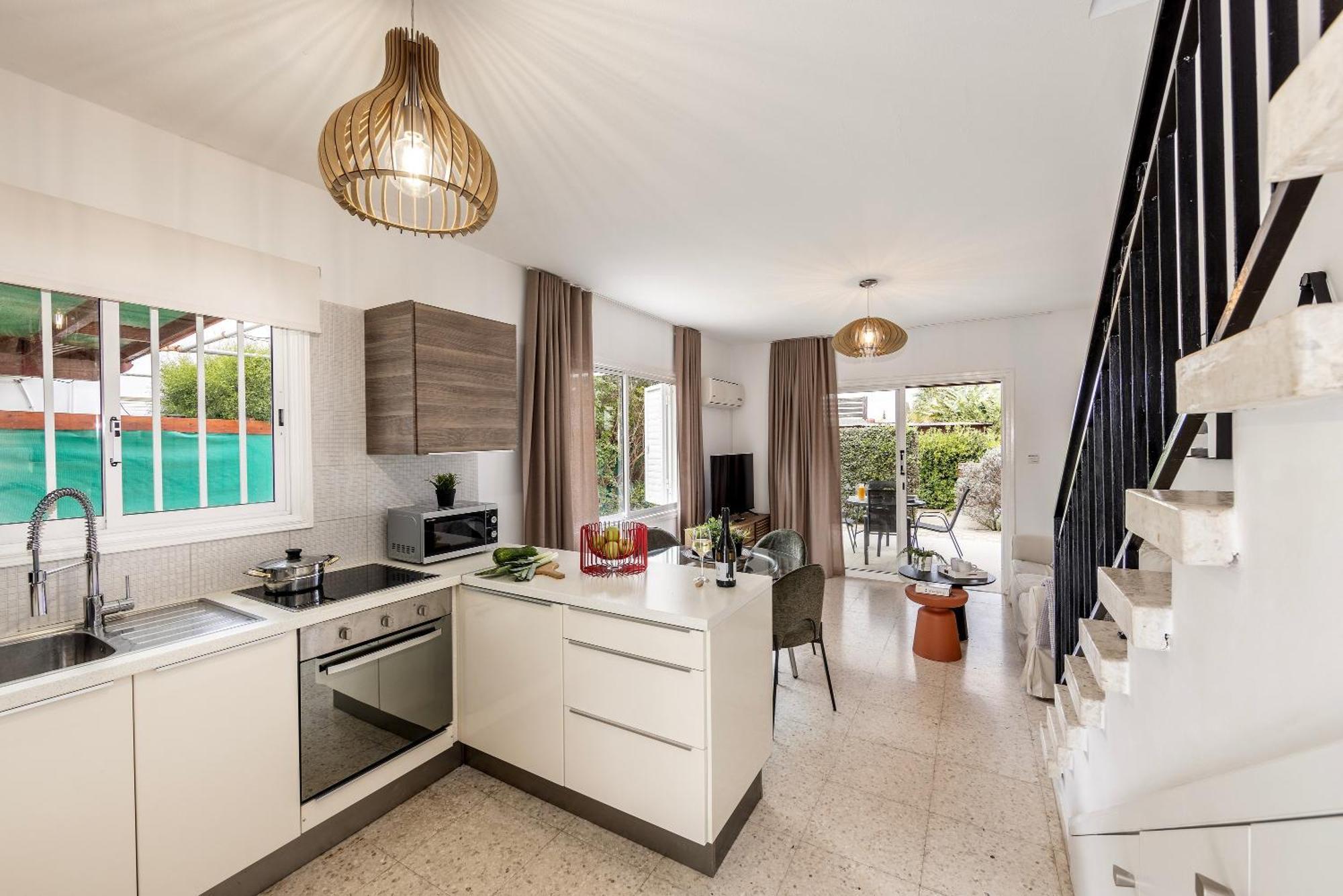 Larnaca Villa Marina Meneou Esterno foto