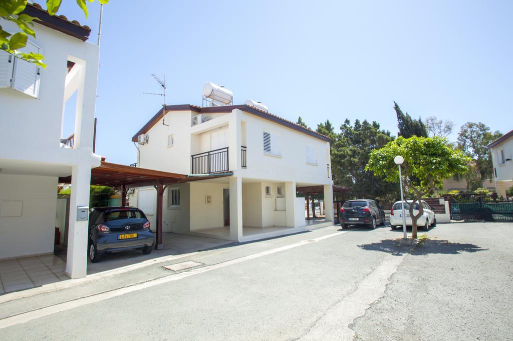 Larnaca Villa Marina Meneou Esterno foto