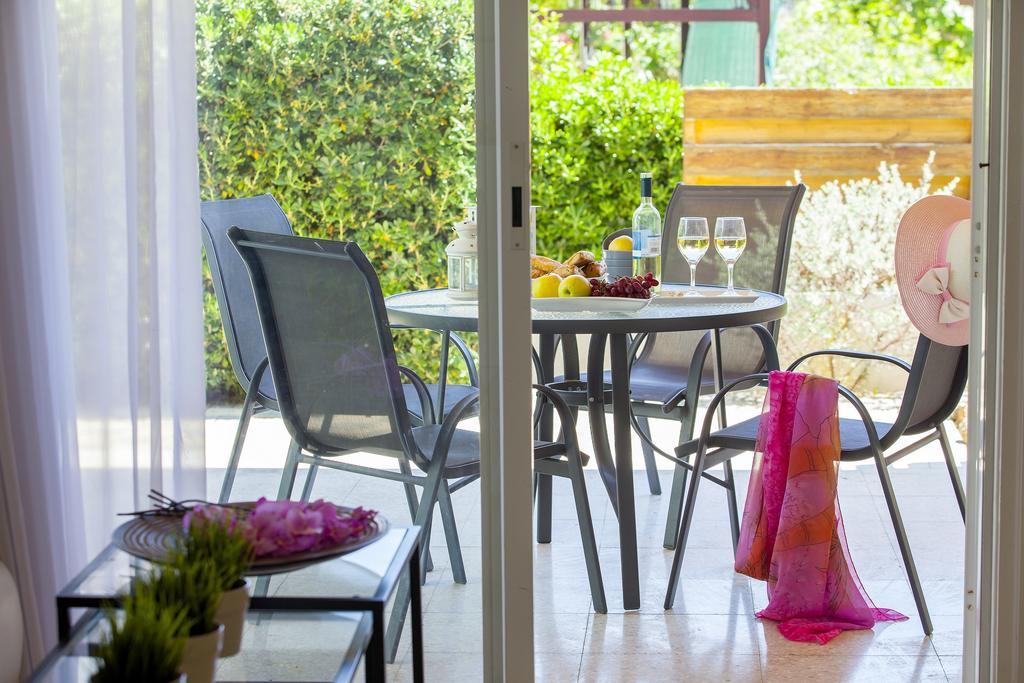 Larnaca Villa Marina Meneou Esterno foto