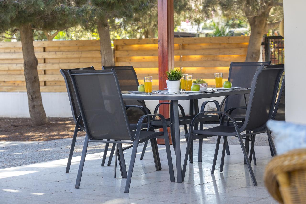 Larnaca Villa Marina Meneou Esterno foto