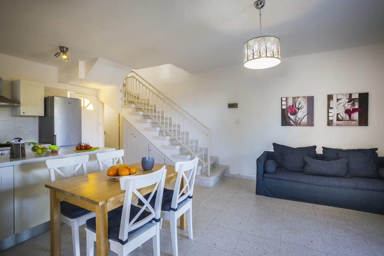 Larnaca Villa Marina Meneou Esterno foto